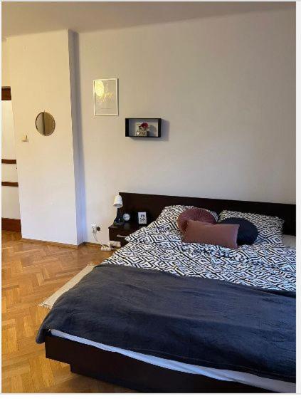 Cheerful 3 Bedroom City House Краків Екстер'єр фото